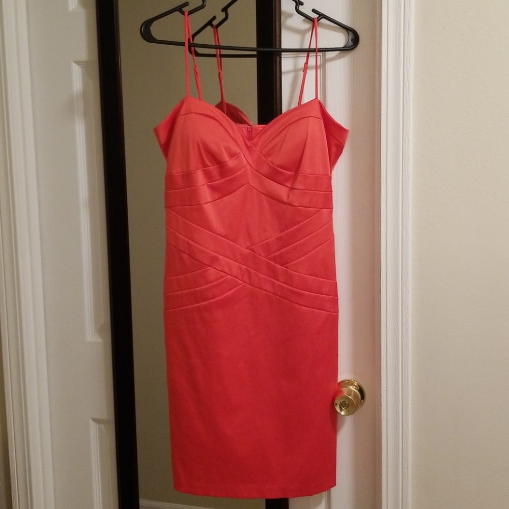 Bisou Bisou dress - Picture 1 of 3